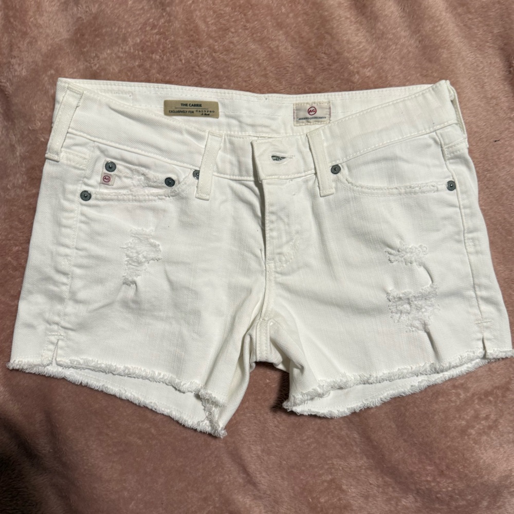 🔵🔵AG Adriano Goldschmied The Carrie White Denim Cut-Off Shorts
